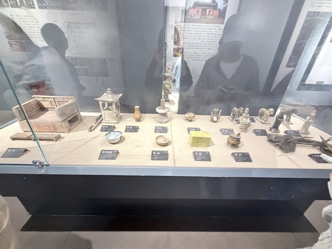 陶床陶椅与长明灯